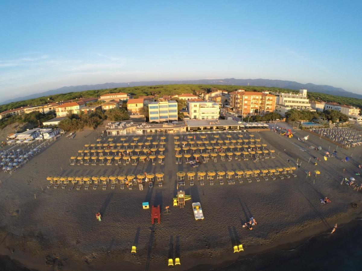 Liberius A Soli 100M Dal Mare Marina di Castagneto Carducci Exterior photo